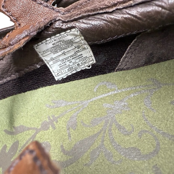 Merrell Brown and Black Casual Shoes with Classic Design Size 7.5 - Picture 6 of 10